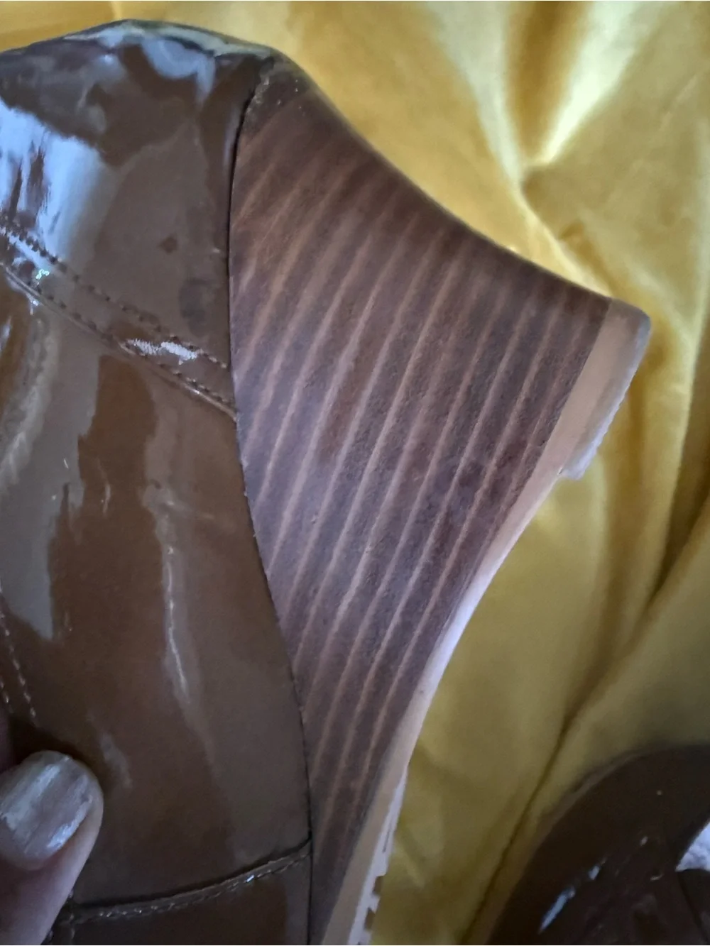 Women's Brown Patent Leather wedge made in Japan